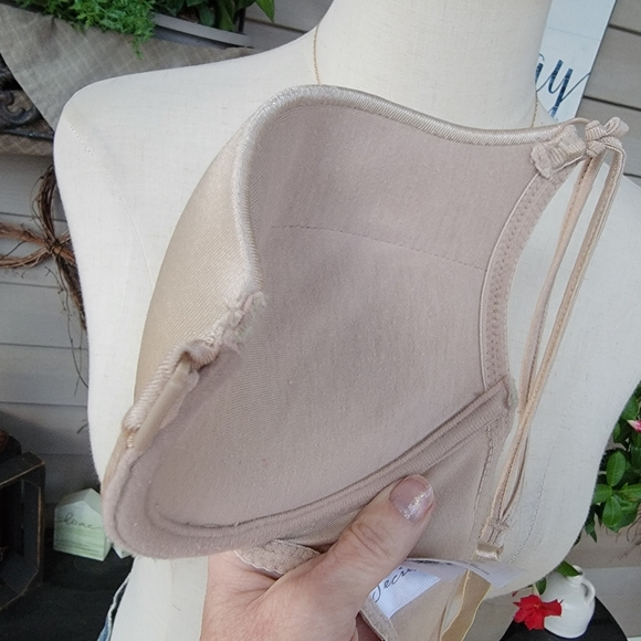 SECRET TREASURES ♡ Sweet Frosted Taupe Thick Padded Front Clasp Push Up Bra 34C - Picture 16 of 17